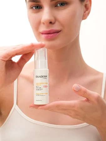 DUADERM YÜZ GÜNEŞ KREMİ SPF 50+ - 3