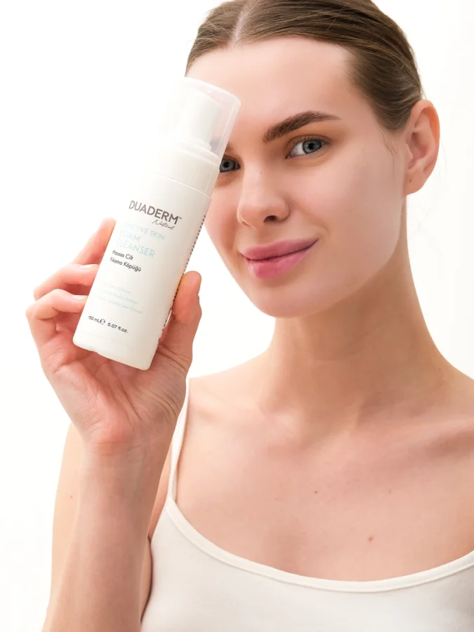 Sensitive Skin Cleansing Foam - 8